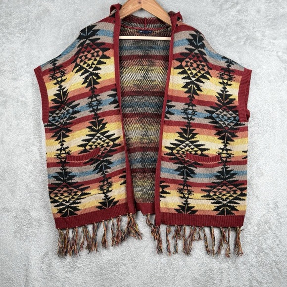 American Eagle Fringed Cardigan Poncho Womens XS Southwestern Aztec Oversized‎ - Picture 1 of 11